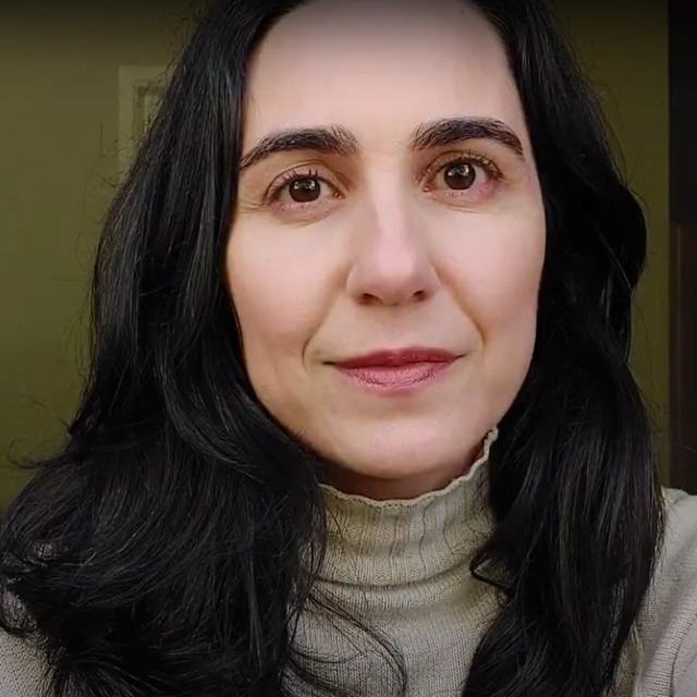 Larissa.jpg